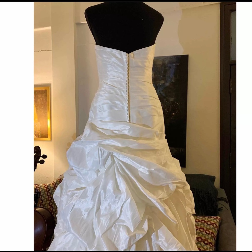 NWT Bridal Couture Dress! Sex & the city esque! - Picture 5 of 7